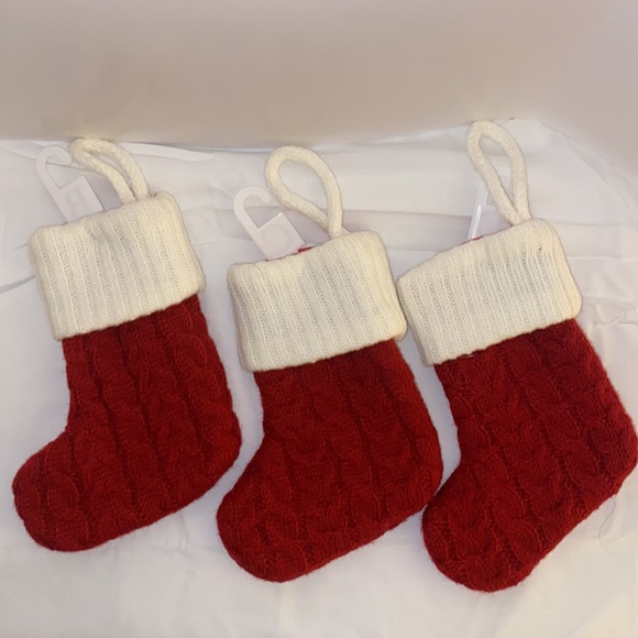St. Nicholas Square (Kohl’s) cream & deep red knitted “Mini” Stockings C • B • D - Picture 3 of 16